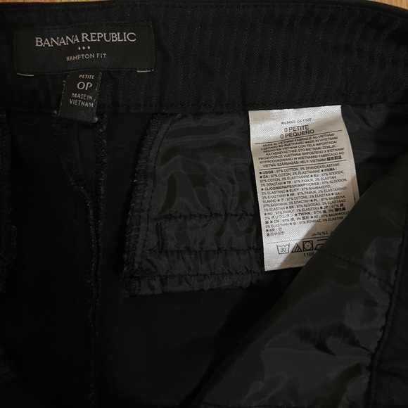 Banana Republic Black Hampton Fit Cropped Pants, 0P - Picture 3 of 3
